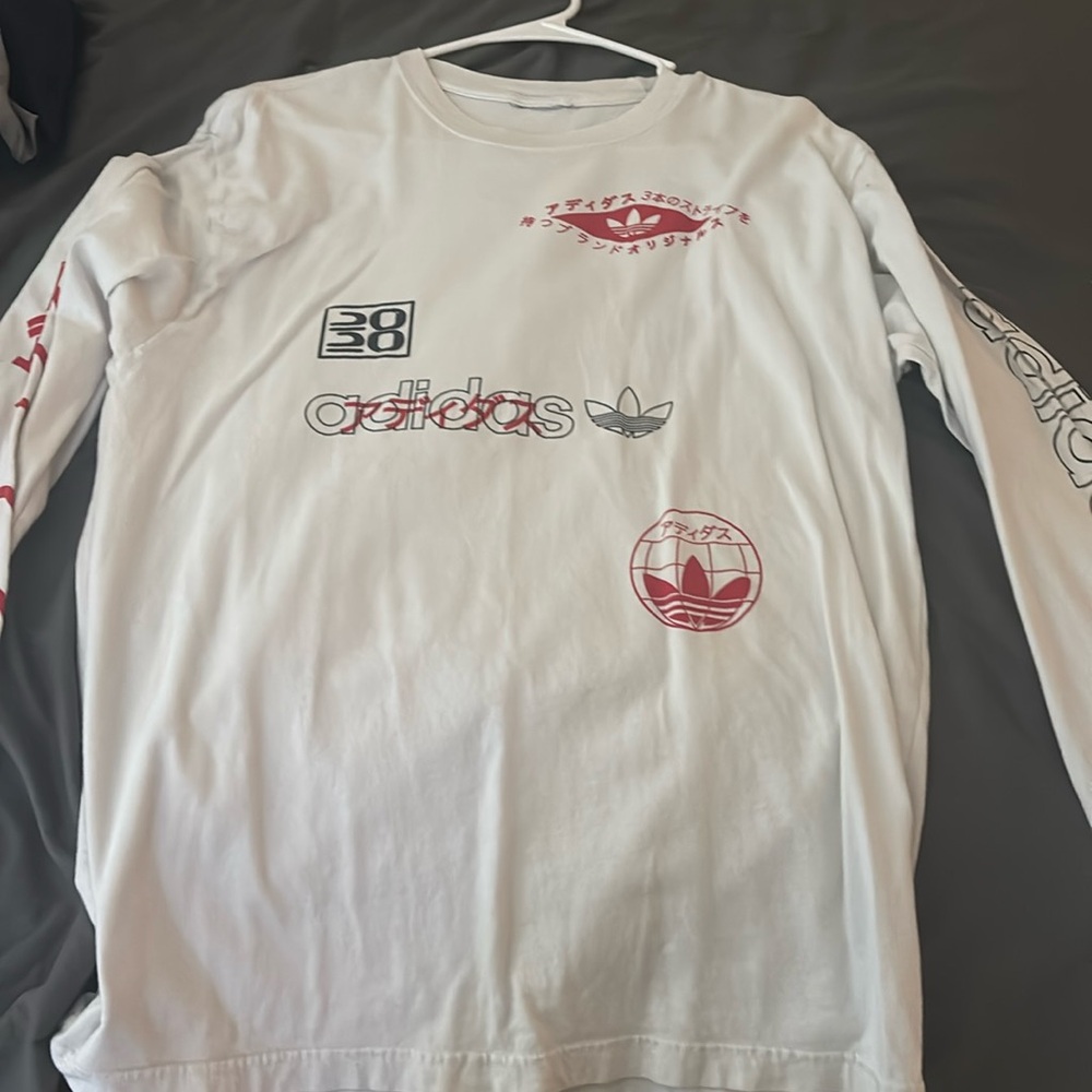 Adidas t shirt